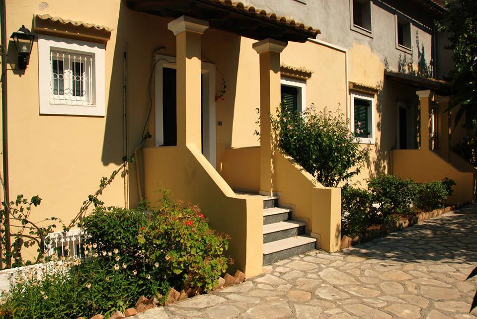 Corfu Hotel Apartments Беніцес Екстер'єр фото